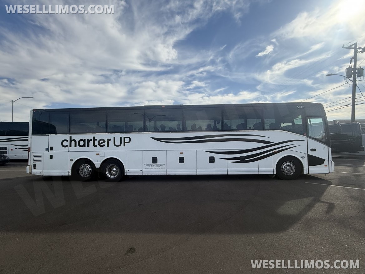 Motorcoach for Sale in Phoenix, AZ - Photo 4