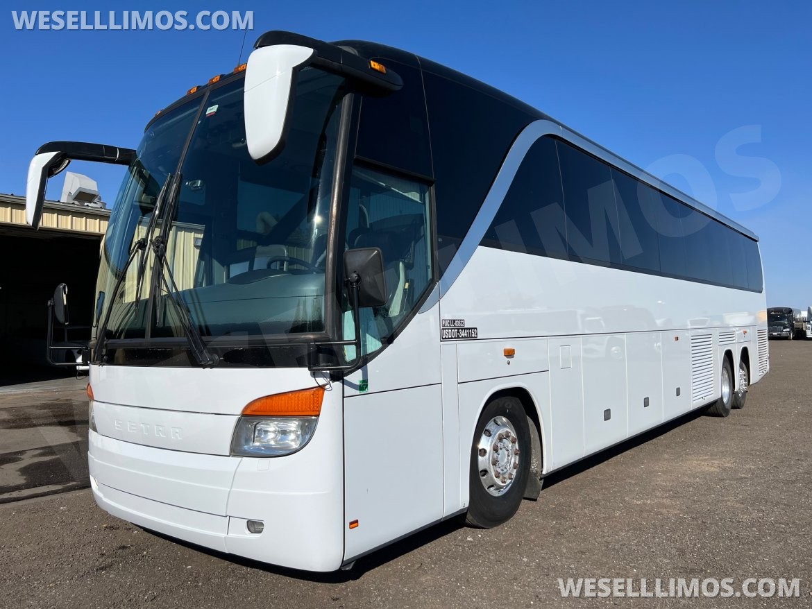 Motorcoach for Sale in Aurora, CO - Main Photo