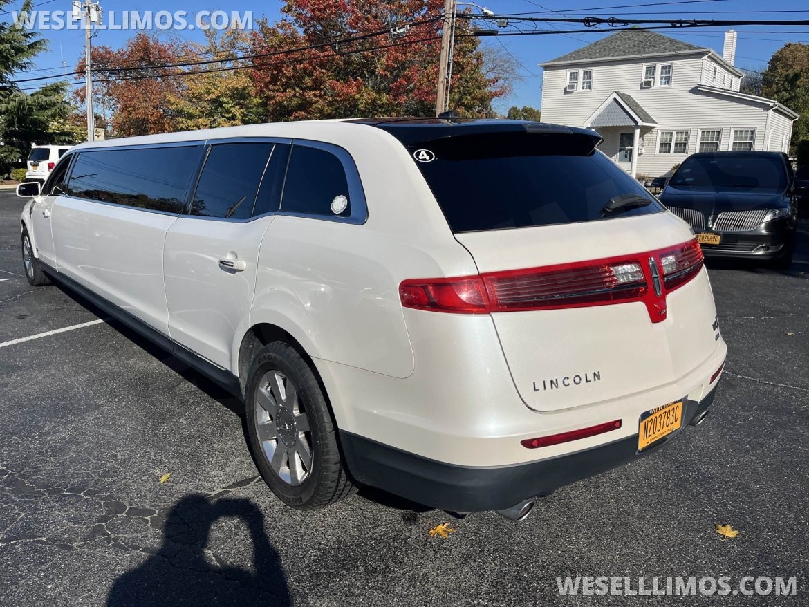 Limousine for Sale in Babylon, NY - Photo 5