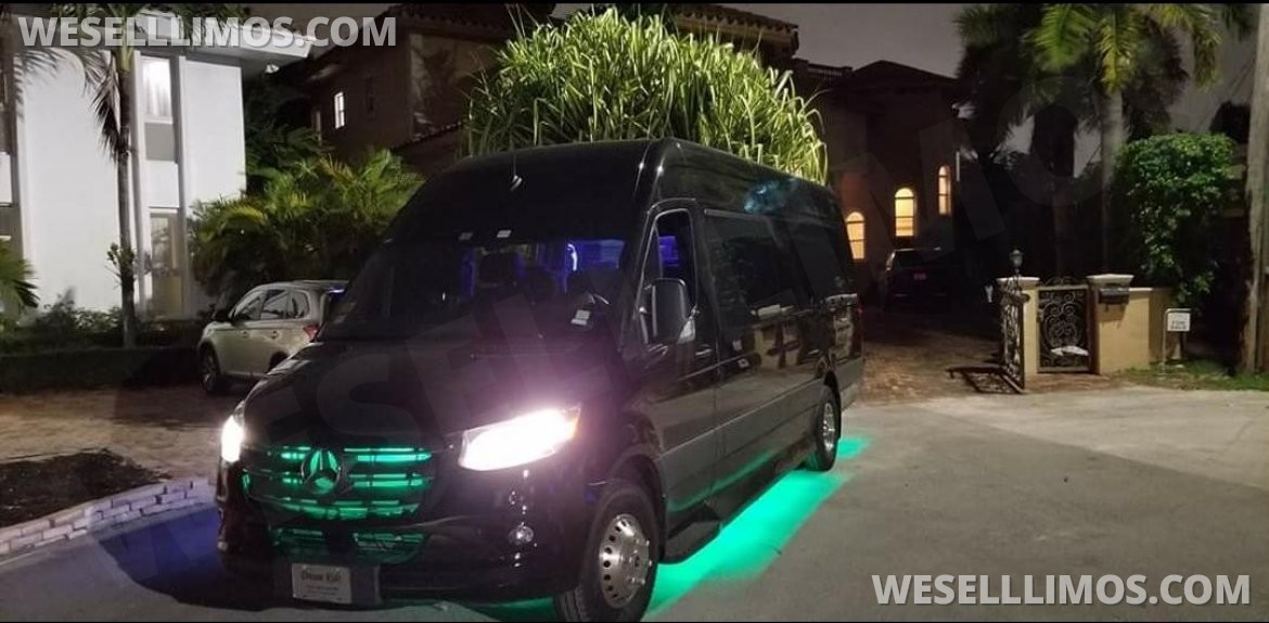 Executive Shuttle for Sale in FORT LAUDERDALE, FL - Photo 2