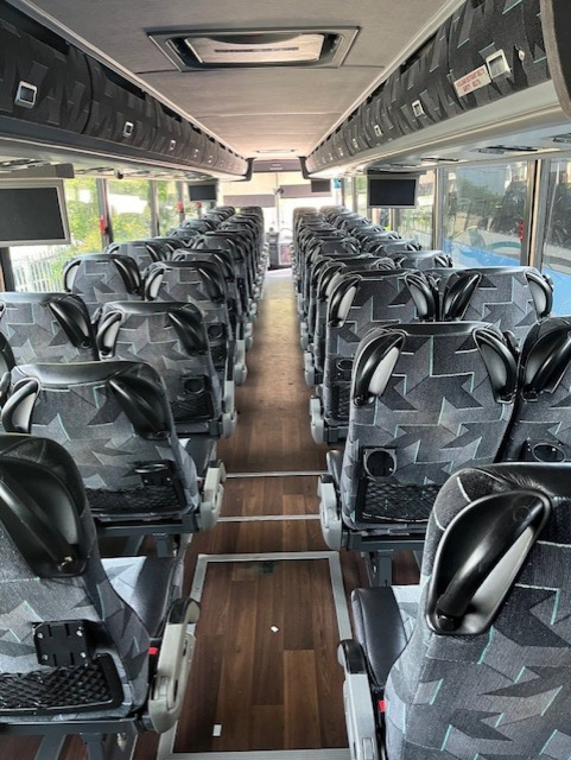 Motorcoach for Sale in WEST PARK, FL - Photo 5