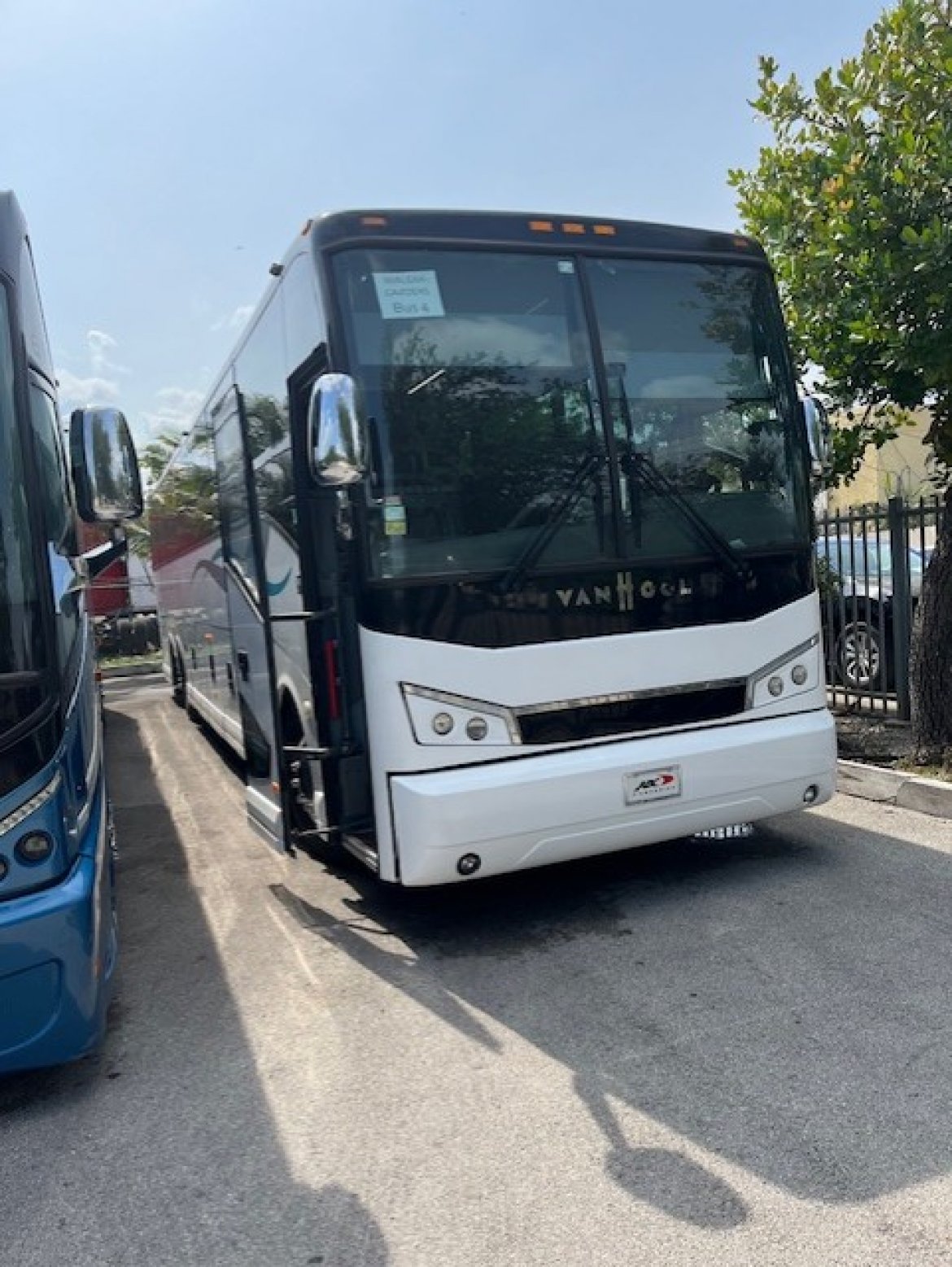 Motorcoach for Sale in WEST PARK, FL - Photo 9