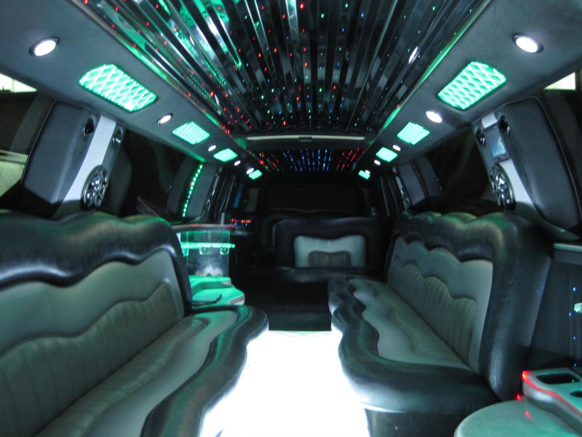 Limousine for Sale in Ozark, MO - Photo 2