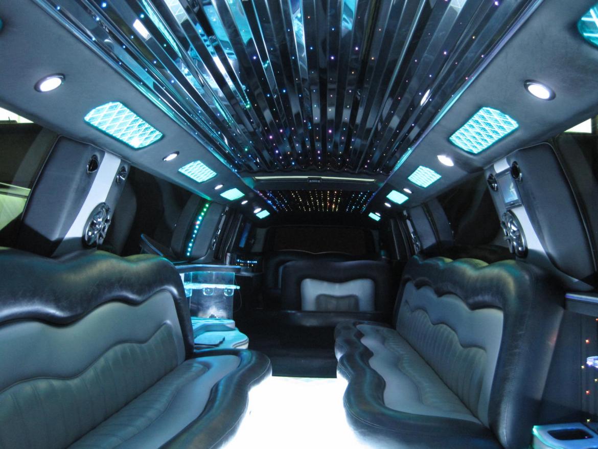 Limousine for Sale in Ozark, MO - Photo 7