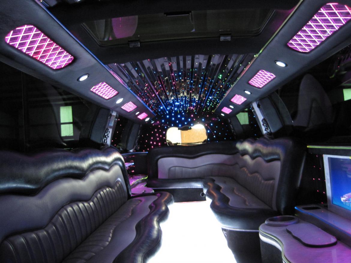 Limousine for Sale in Ozark, MO - Photo 10