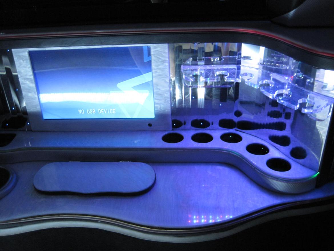 Limousine for Sale in Ozark, MO - Photo 25