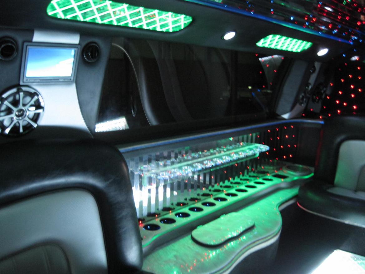 Limousine for Sale in Ozark, MO - Photo 26