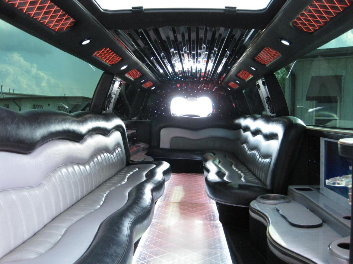 Limousine for Sale in Ozark, MO - Photo 61