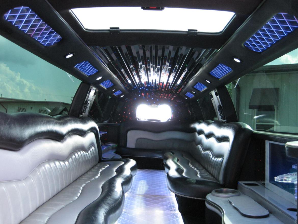 Limousine for Sale in Ozark, MO - Photo 62