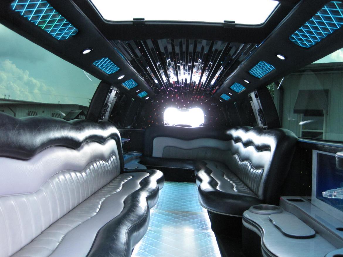 Limousine for Sale in Ozark, MO - Photo 63