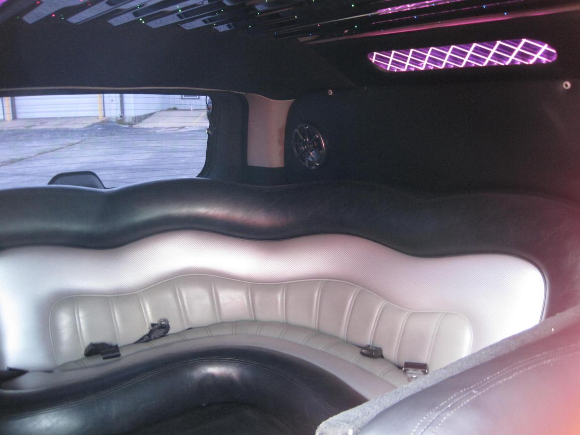 Limousine for Sale in Ozark, MO - Photo 67