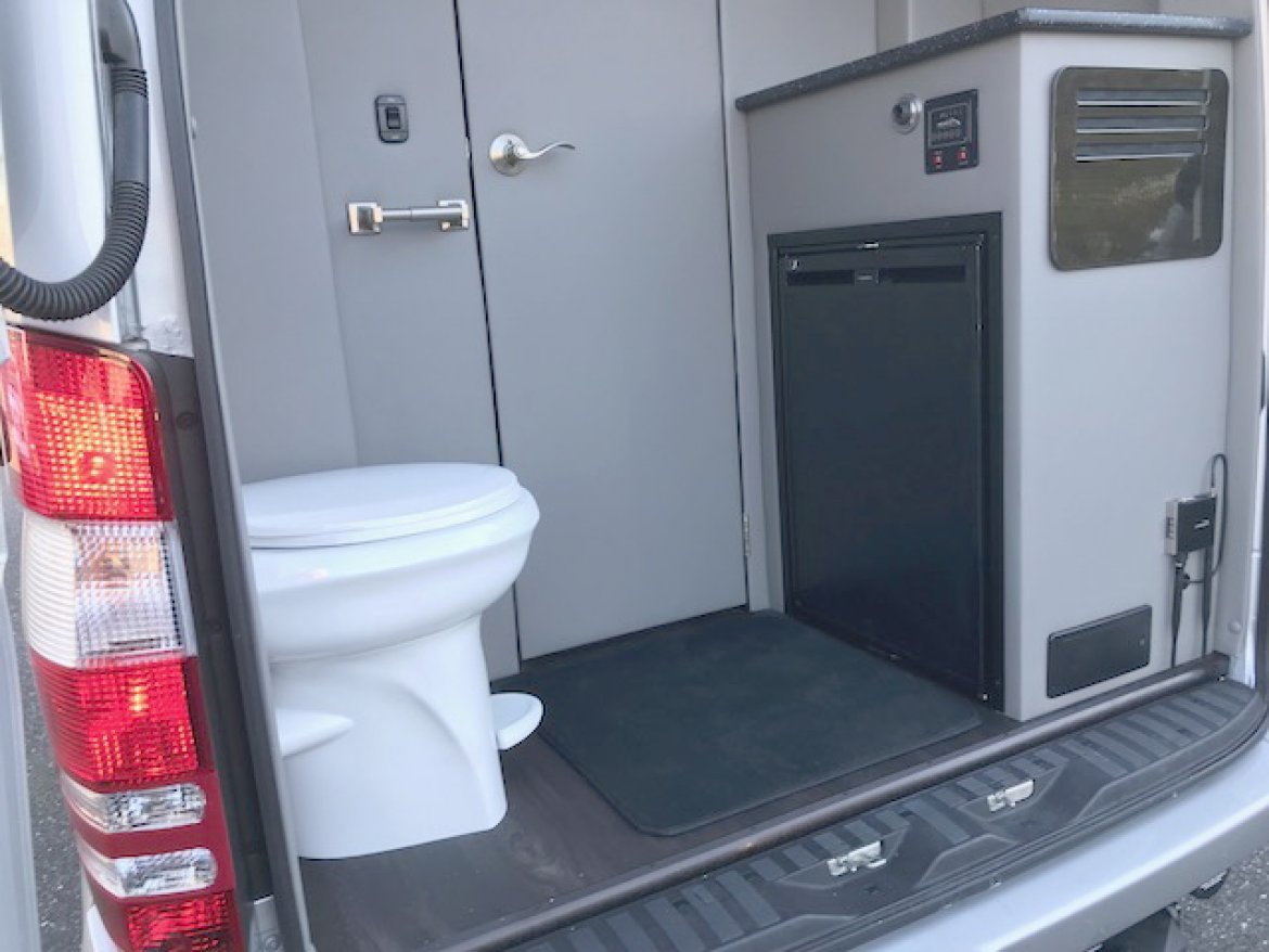 Sprinter for Sale in Oaklyn, NJ - Photo 11