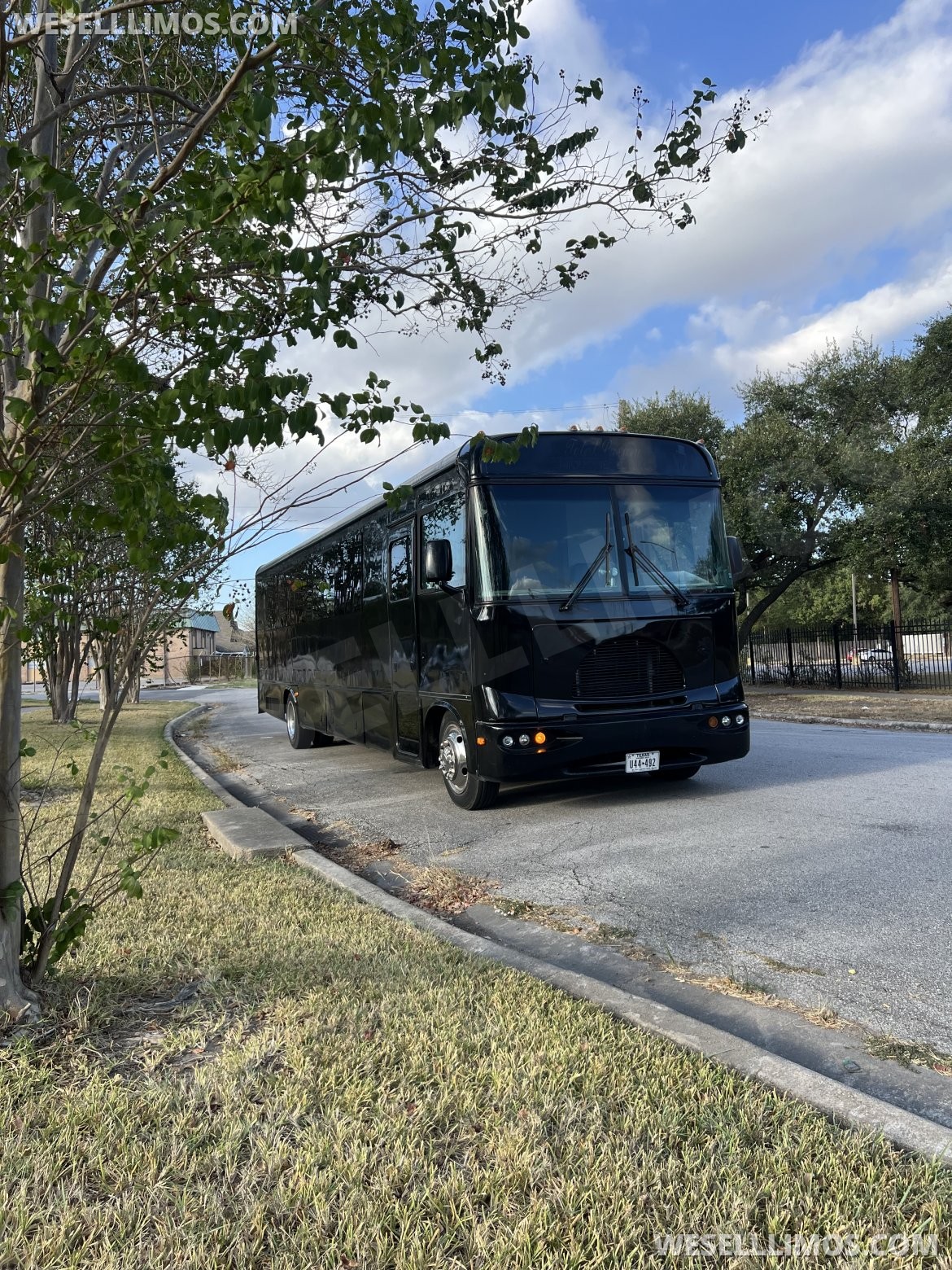Limo Bus for Sale in houston, TX - Main Photo