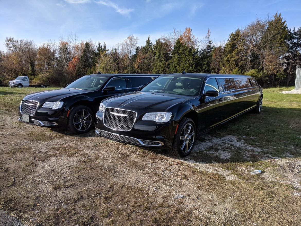 Limousine for Sale in springfield, MO - Photo 3