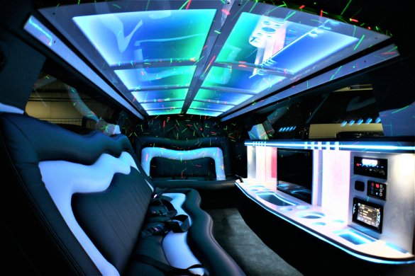 2017 Chrysler 300 Limousine for Sale in springfield, MO - Photo 2