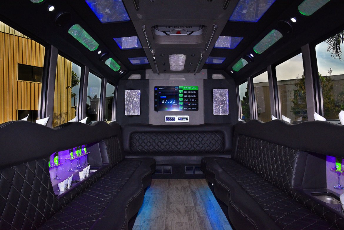 Limo Bus for Sale in Fontana, CA - Photo 10