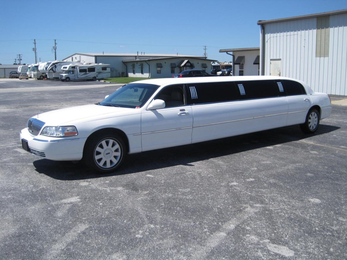 Limousine for Sale in Ozark, MO - Photo 6