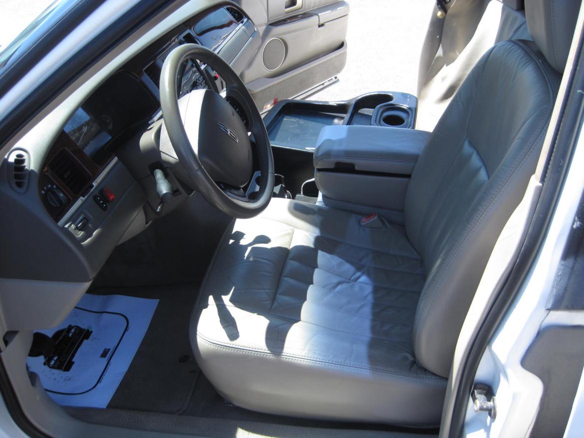 Limousine for Sale in Ozark, MO - Photo 12