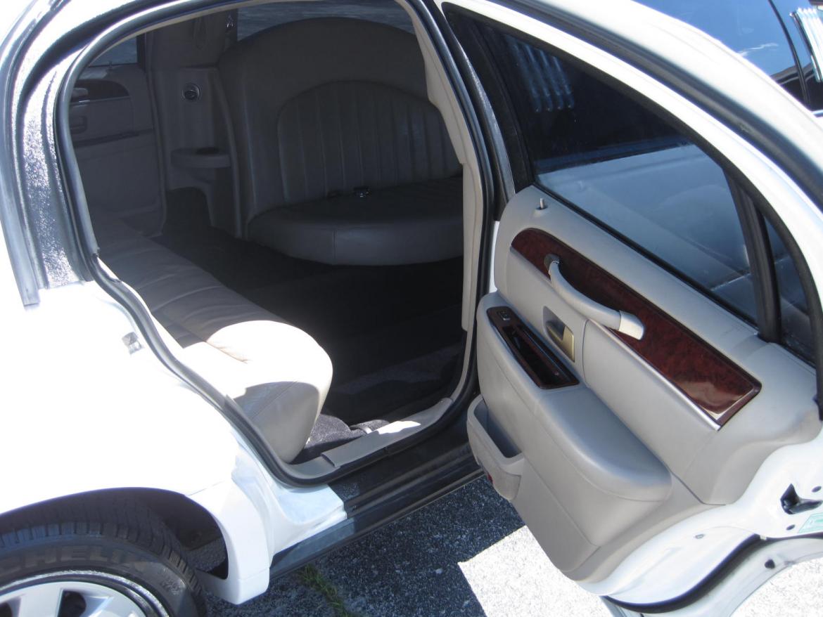 Limousine for Sale in Ozark, MO - Photo 17