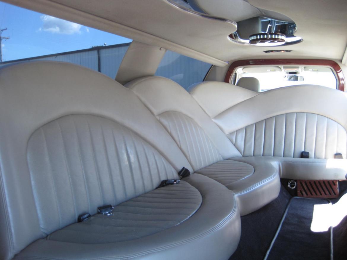 Limousine for Sale in Ozark, MO - Photo 21
