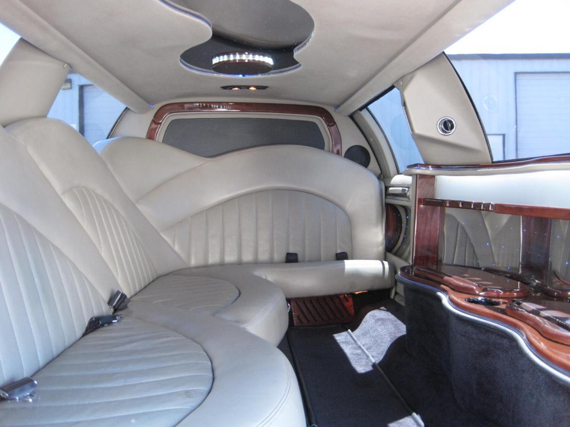 Limousine for Sale in Ozark, MO - Photo 26