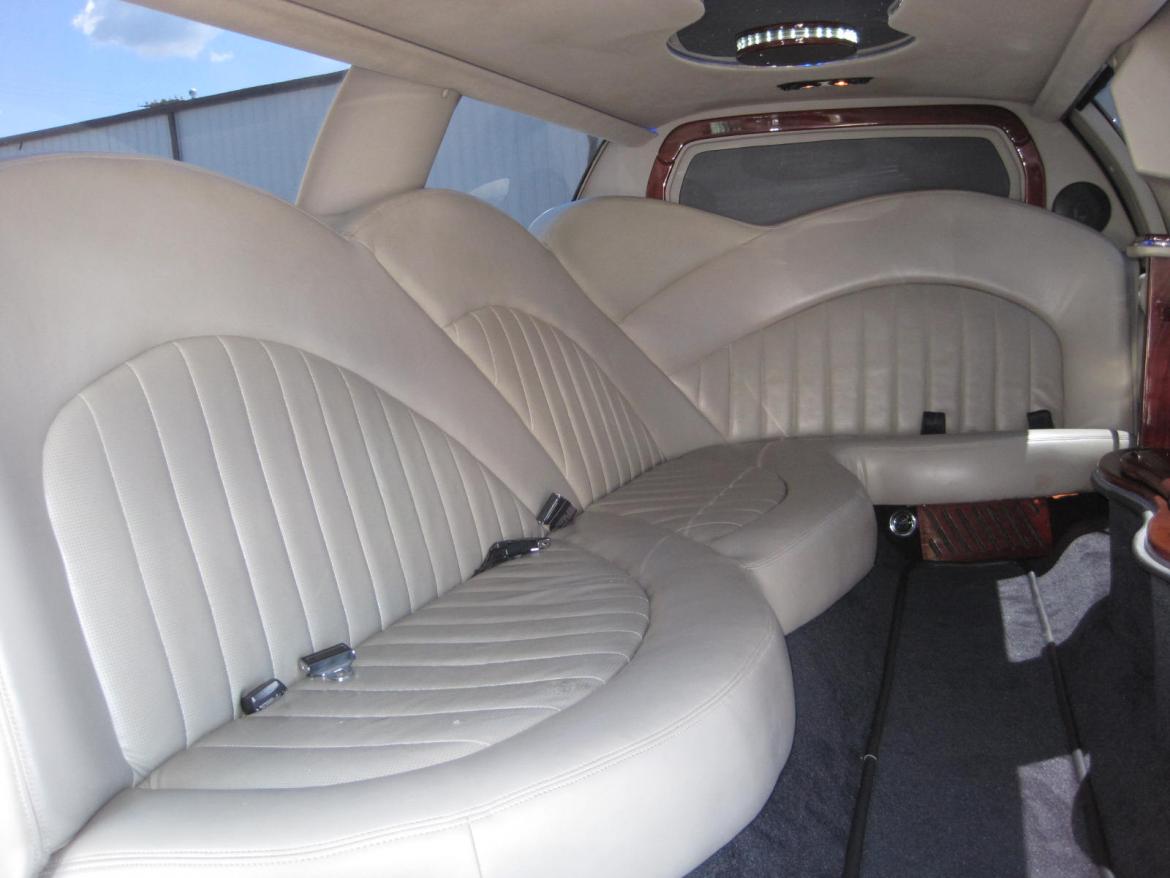 Limousine for Sale in Ozark, MO - Photo 28