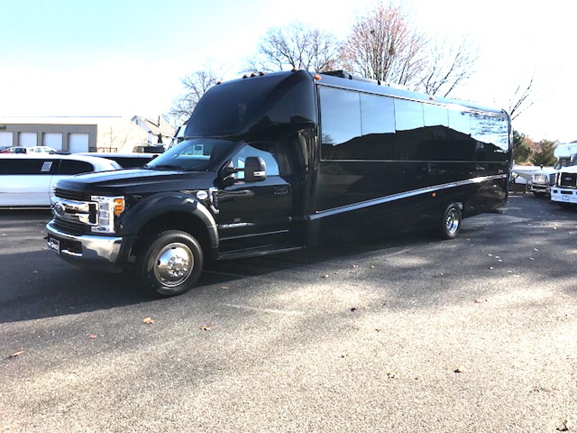 Shuttle Bus for Sale in Oaklyn, NJ - Photo 5