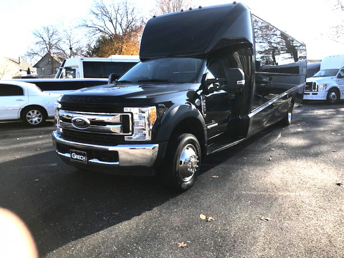 Shuttle Bus for Sale in Oaklyn, NJ - Photo 6