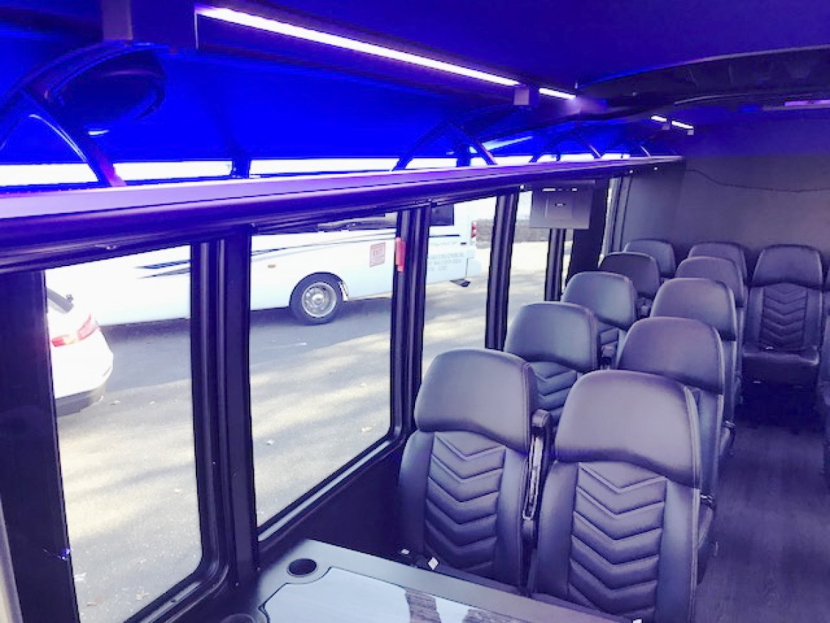 Shuttle Bus for Sale in Oaklyn, NJ - Photo 9