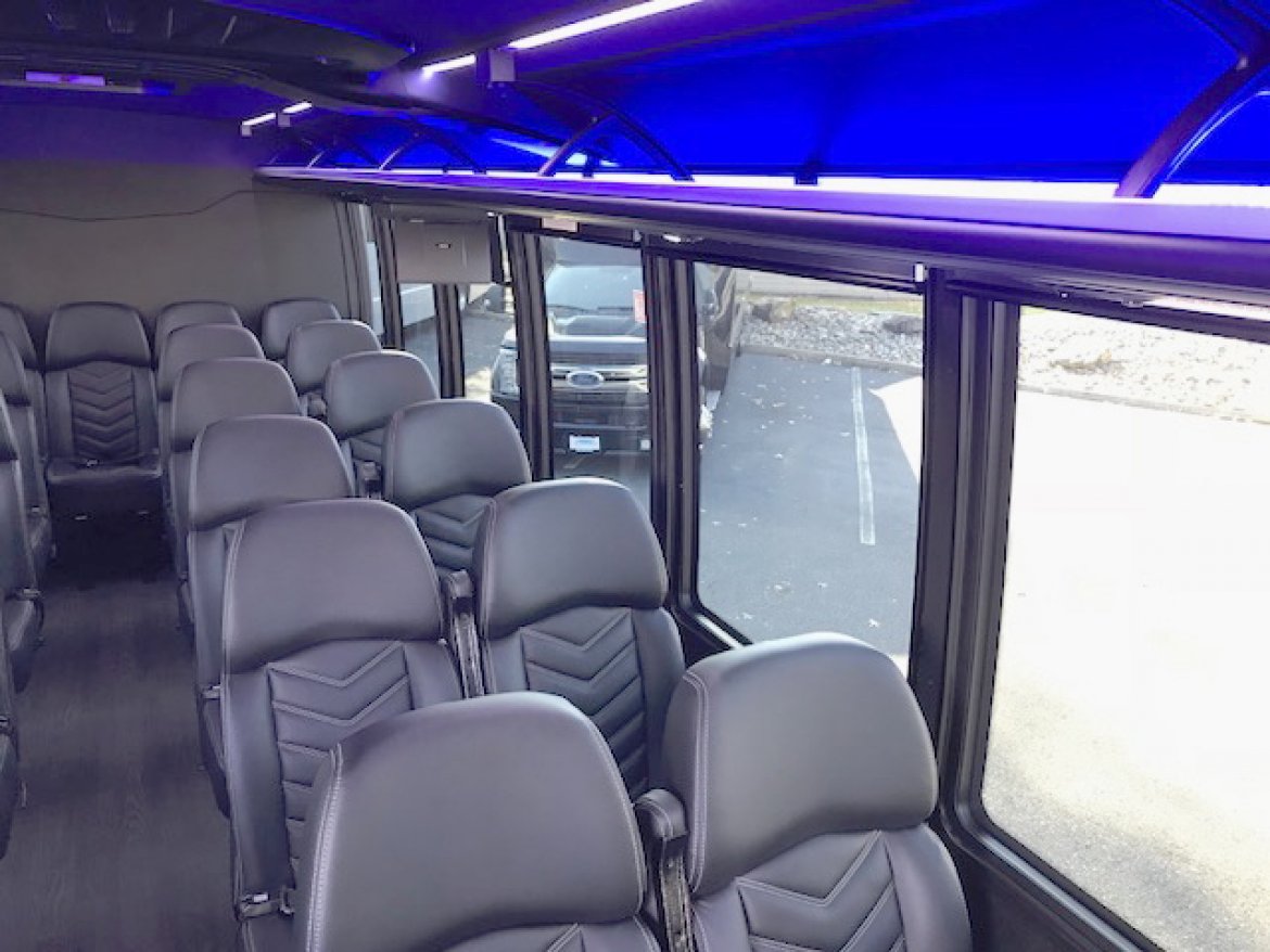 Shuttle Bus for Sale in Oaklyn, NJ - Photo 10