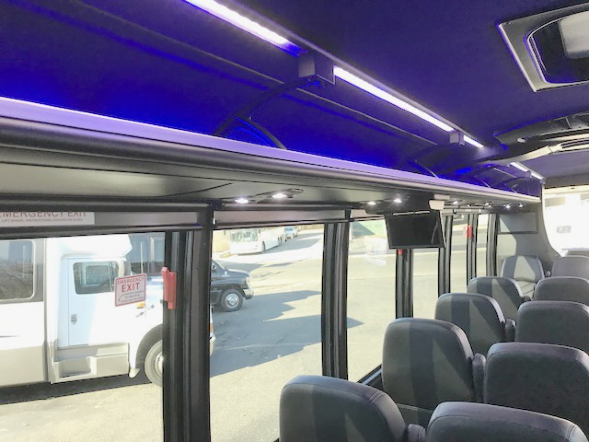Shuttle Bus for Sale in Oaklyn, NJ - Photo 16