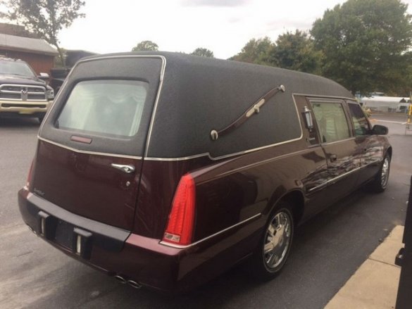 2008 Cadillac DTS Masterpiece Hearse Funeral for Sale in West Berlin, NJ - Photo 3