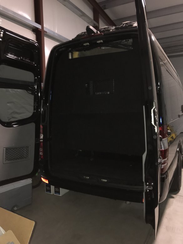 2014 Mercedes-Benz Limousine Sprinter for Sale in Bakersfield, CA - Photo 3