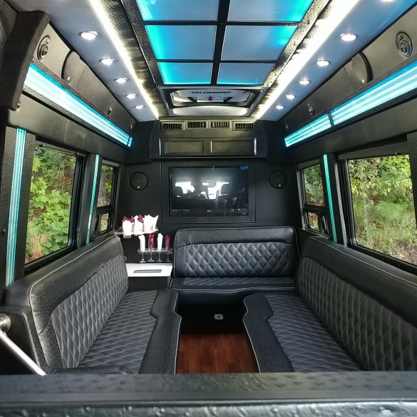 2008 Dodge SPRINTER Antique for Sale in atlanta, GA - Photo 3