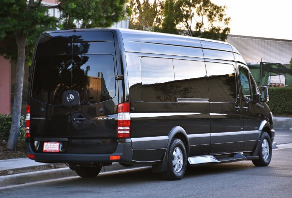 2013 Mercedes-Benz Sprinter 2500 Sprinter for Sale in Fontana, CA - Photo 3