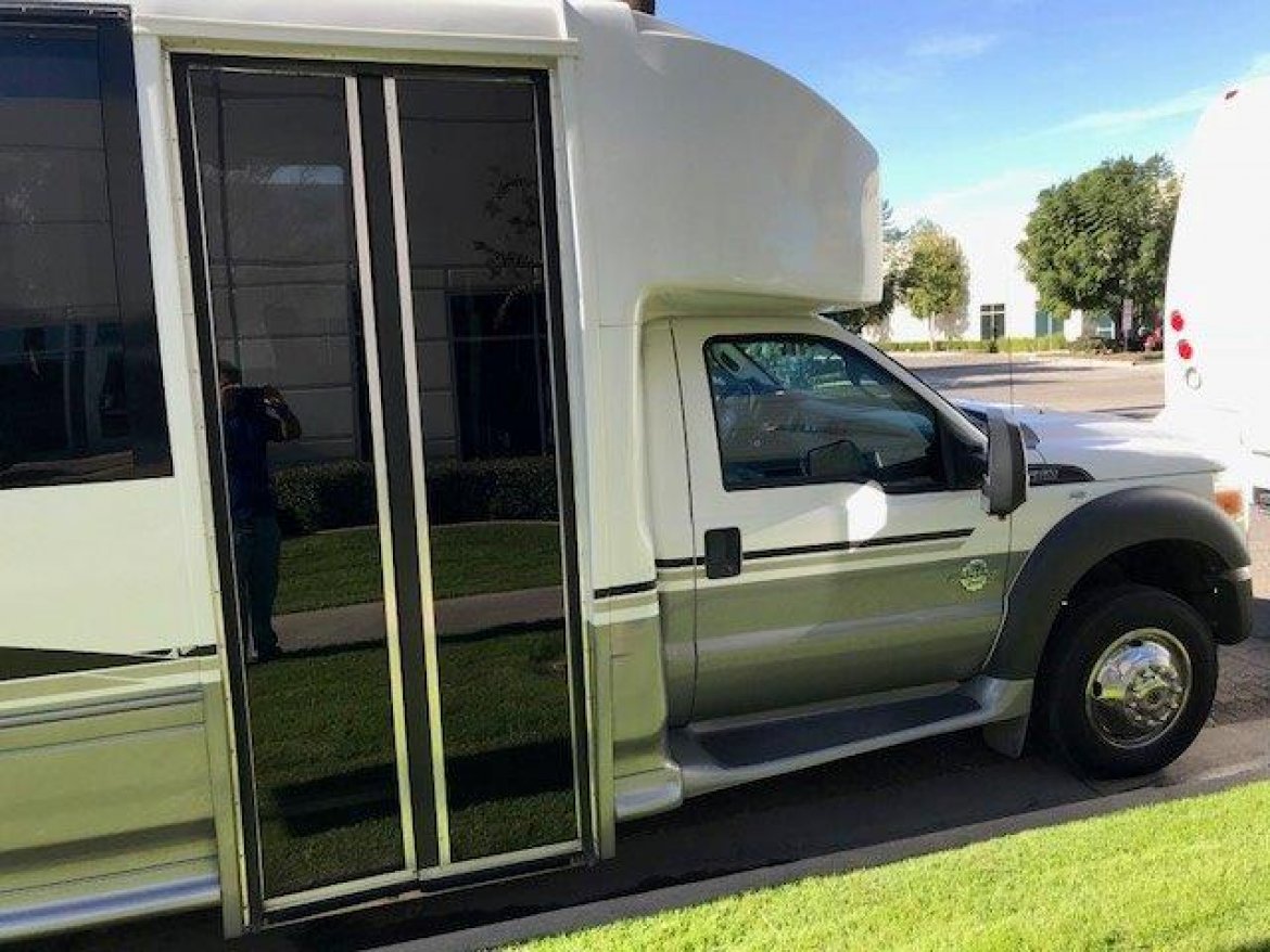 Shuttle Bus for Sale in Riverside, CA - Photo 8