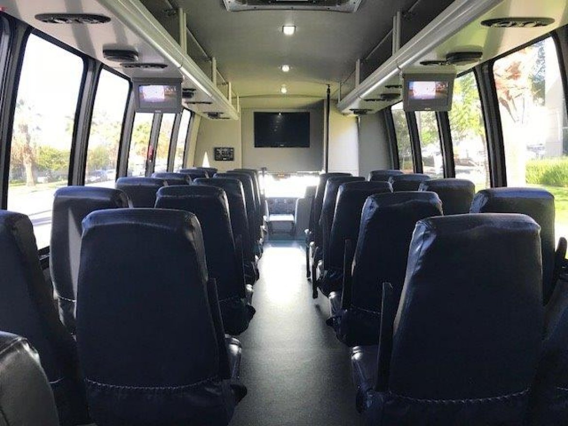 Shuttle Bus for Sale in Riverside, CA - Photo 18