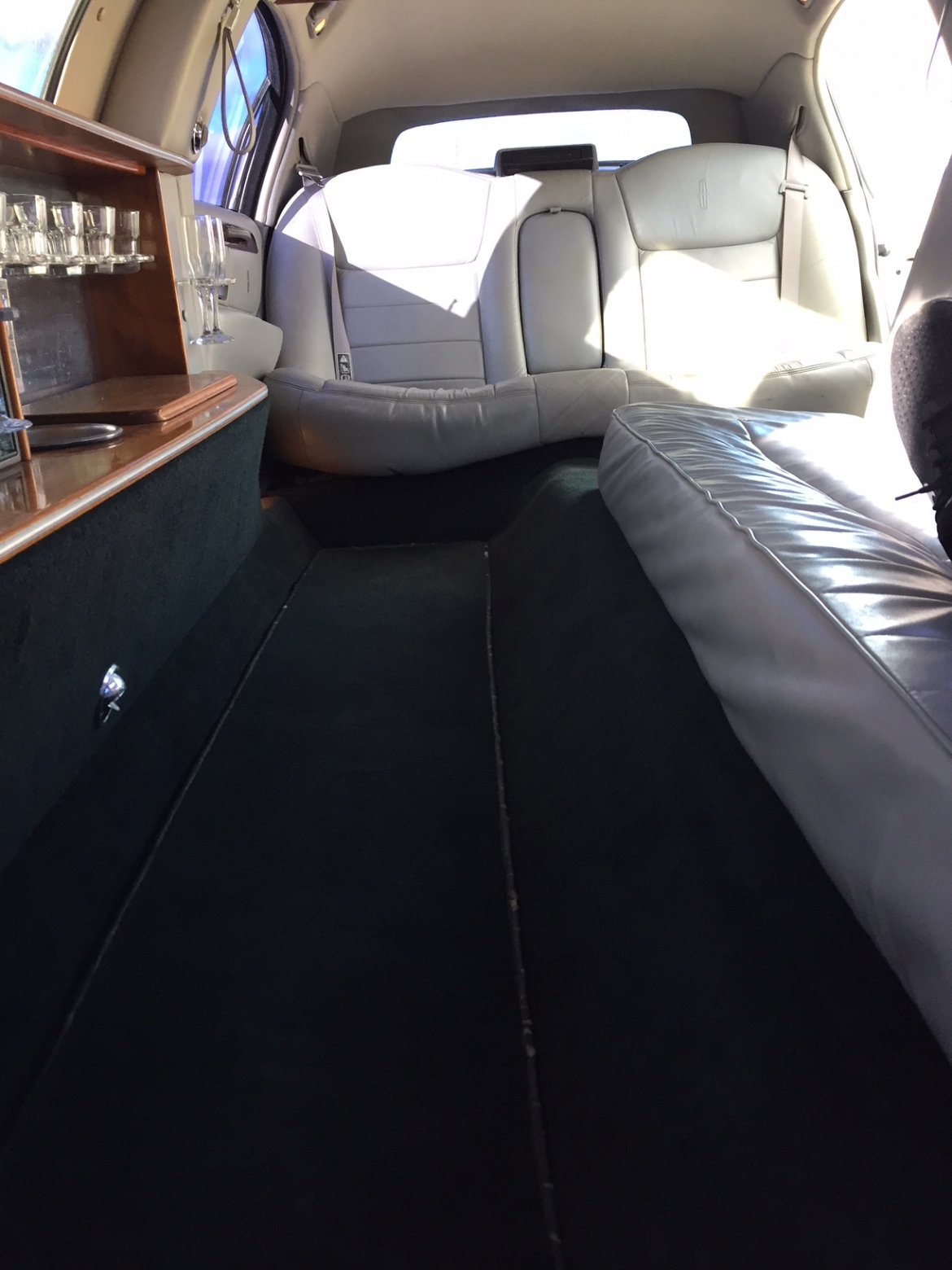 Limousine for Sale in Greenfield, IN - Photo 23