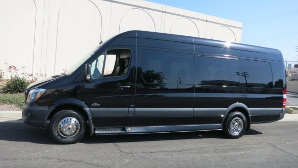 2016 Mercedes-Benz 3500 Sprinter Sprinter for Sale in Carson, CA - Photo 3