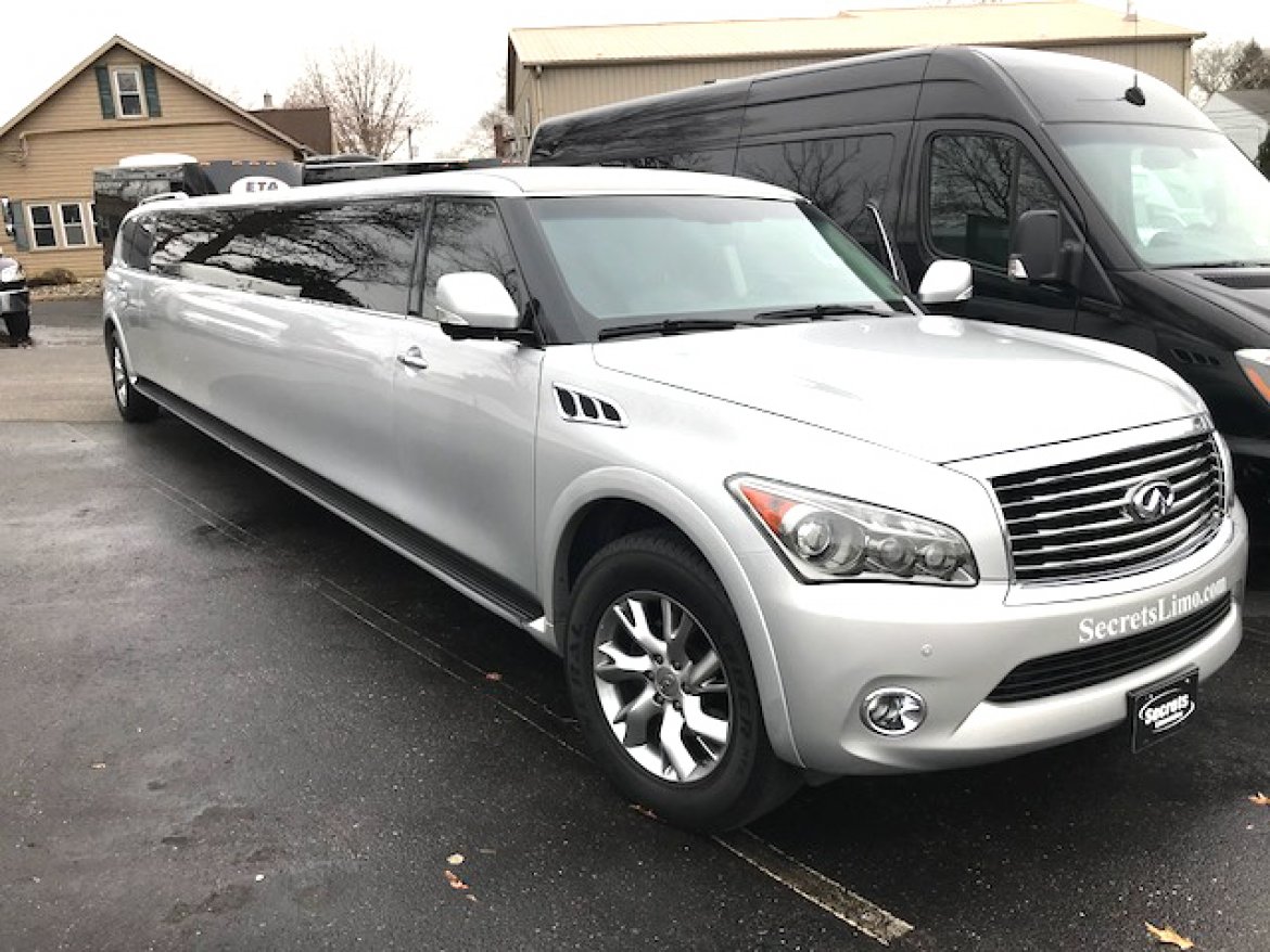 Limousine for Sale in Oaklyn, NJ - Photo 9
