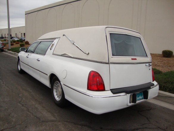 2000 Lincoln TownCar Funeral for Sale in Carson, CA - Photo 2