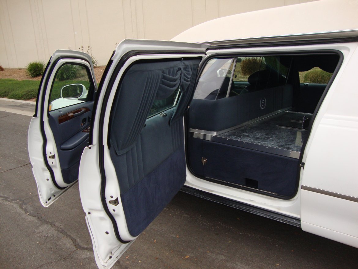 Funeral for Sale in Carson, CA - Photo 8