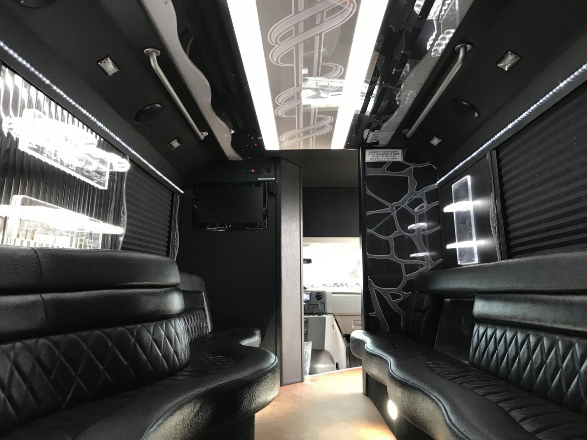 Limo Bus for Sale in NORTH EAST, PA - Photo 13