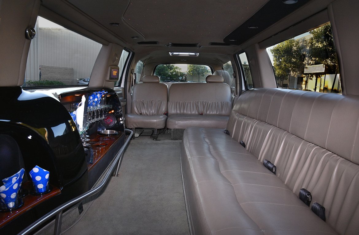 SUV Stretch for Sale in Fontana, CA - Photo 12