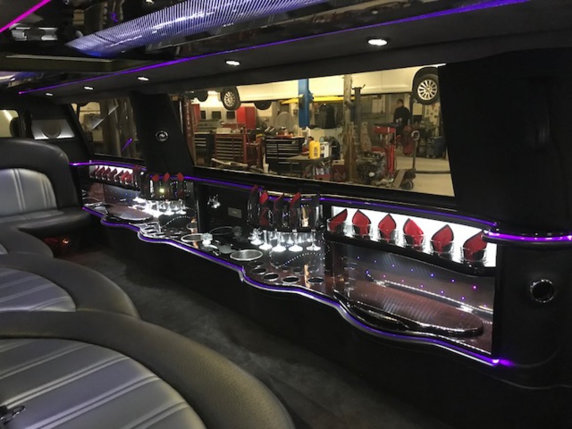 Limousine for Sale in Oaklyn, NJ - Photo 6
