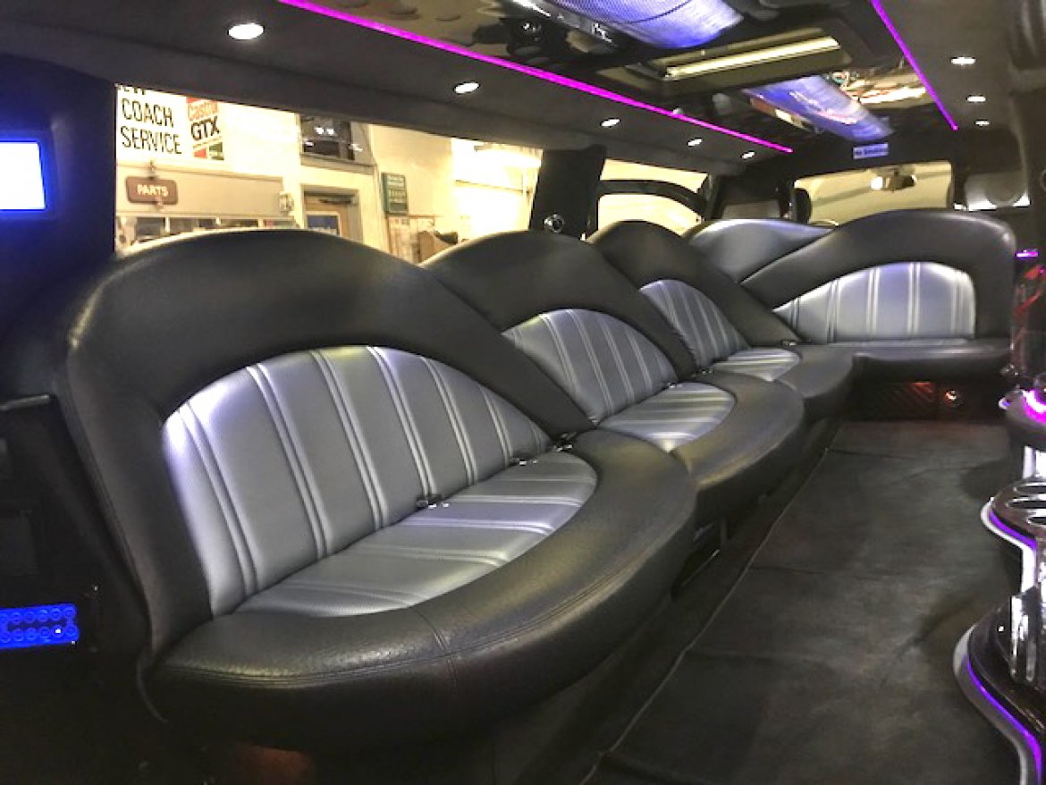 Limousine for Sale in Oaklyn, NJ - Photo 12