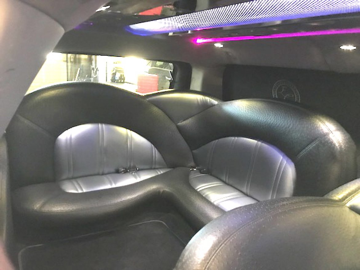 Limousine for Sale in Oaklyn, NJ - Photo 13
