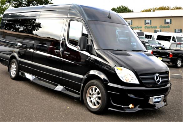 2010 Freightliner Sprinter 2500 Sprinter for Sale in Oaklyn, NJ - Main Photo