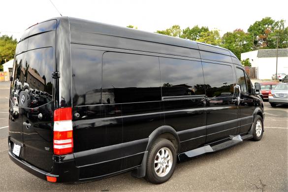 2010 Freightliner Sprinter 2500 Sprinter for Sale in Oaklyn, NJ - Photo 3