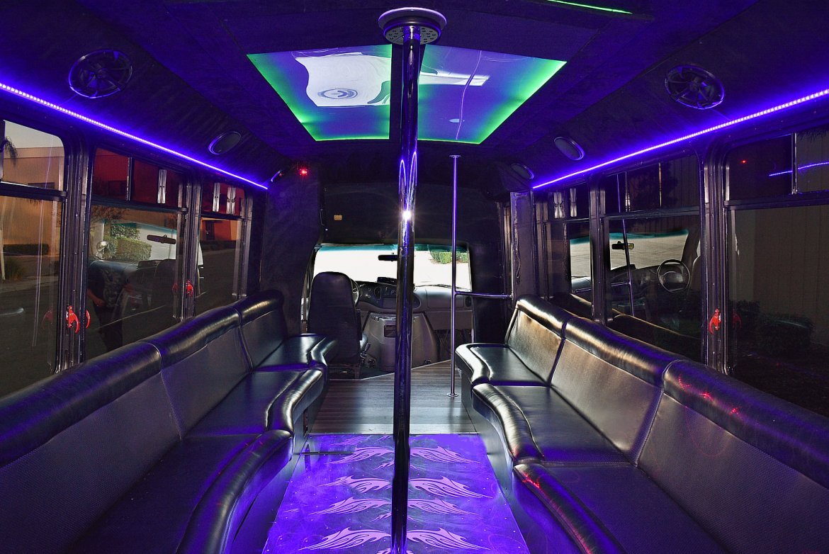 Limo Bus for Sale in Fontana, CA - Photo 14